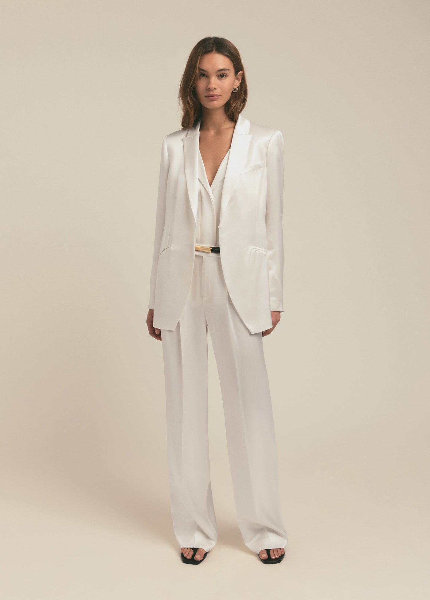 THE SATIN BLAZER