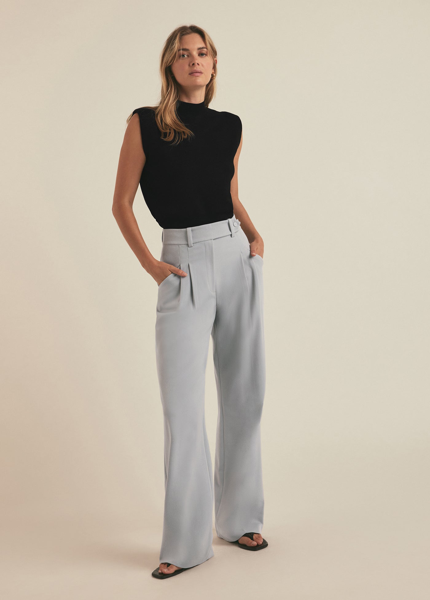 THE WHITNEY TOP