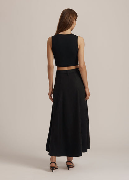 THE CUTTING IT CLOSE CROP TANK