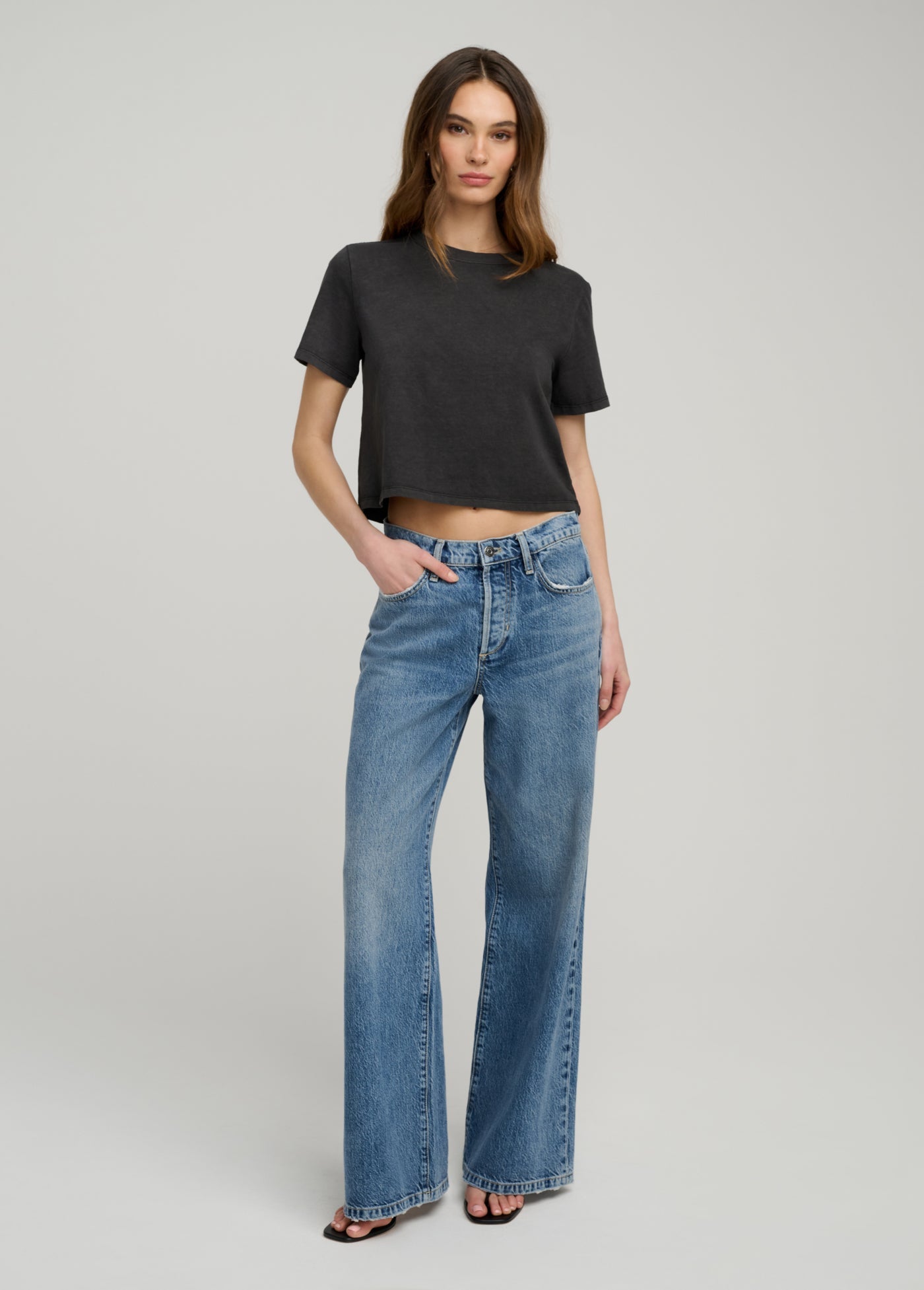 THE ORGANIC FAVORITE TEE
