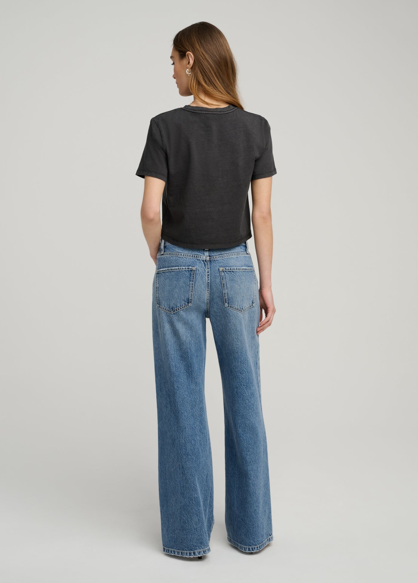THE ORGANIC FAVORITE TEE