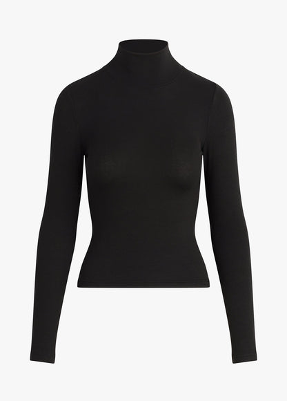 THE RIBBED TURTLENECK