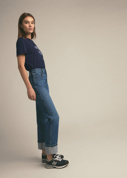 THE FAVORITE SISTER CROPPED COLLEGIATE TEE