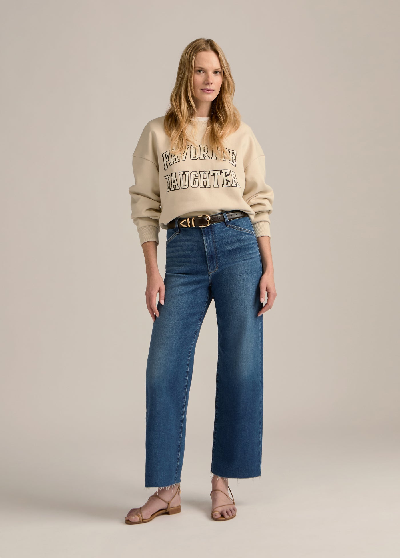 THE CROPPED COLLEGIATE SWEATSHIRT
