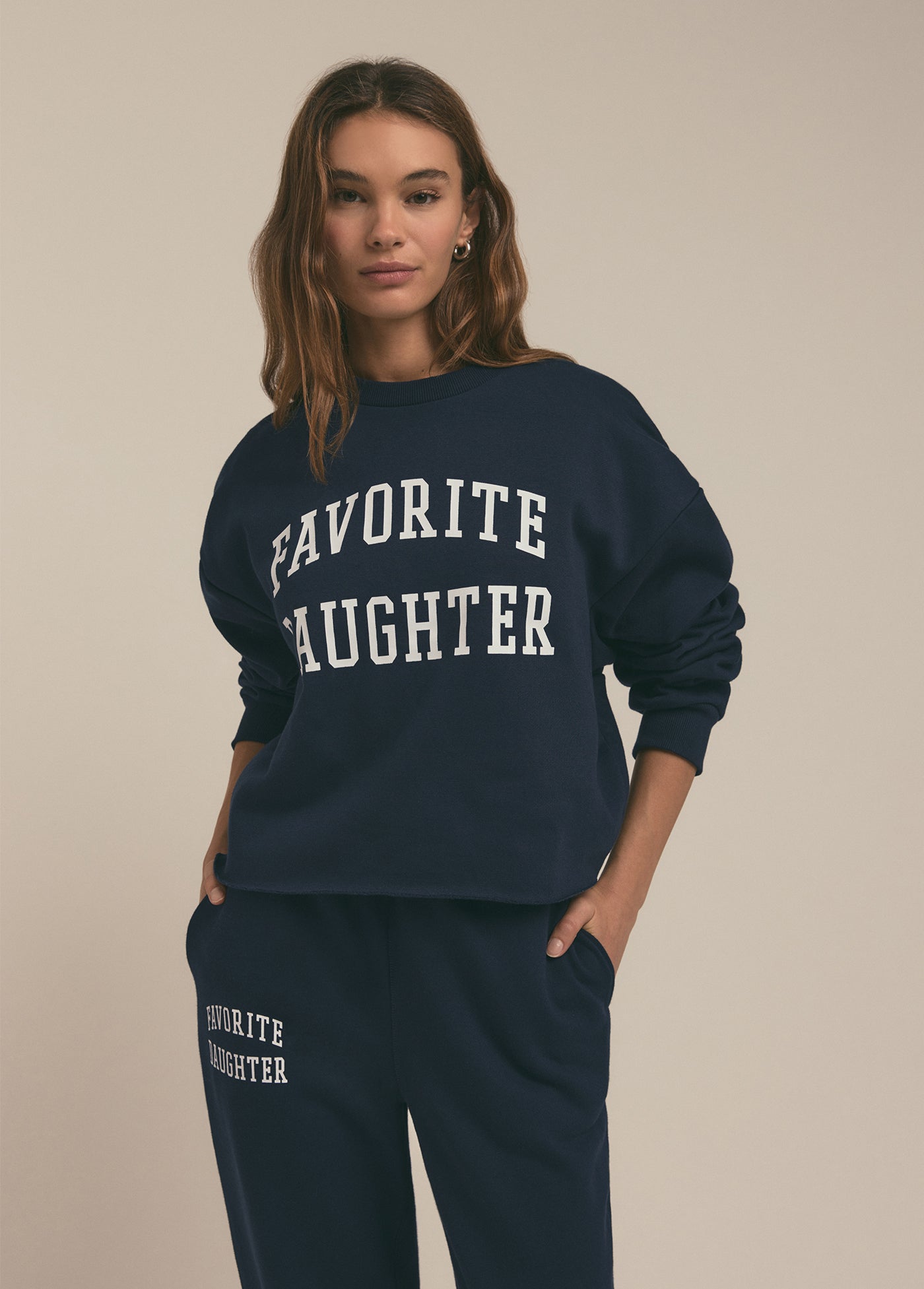 THE CROPPED COLLEGIATE SWEATSHIRT