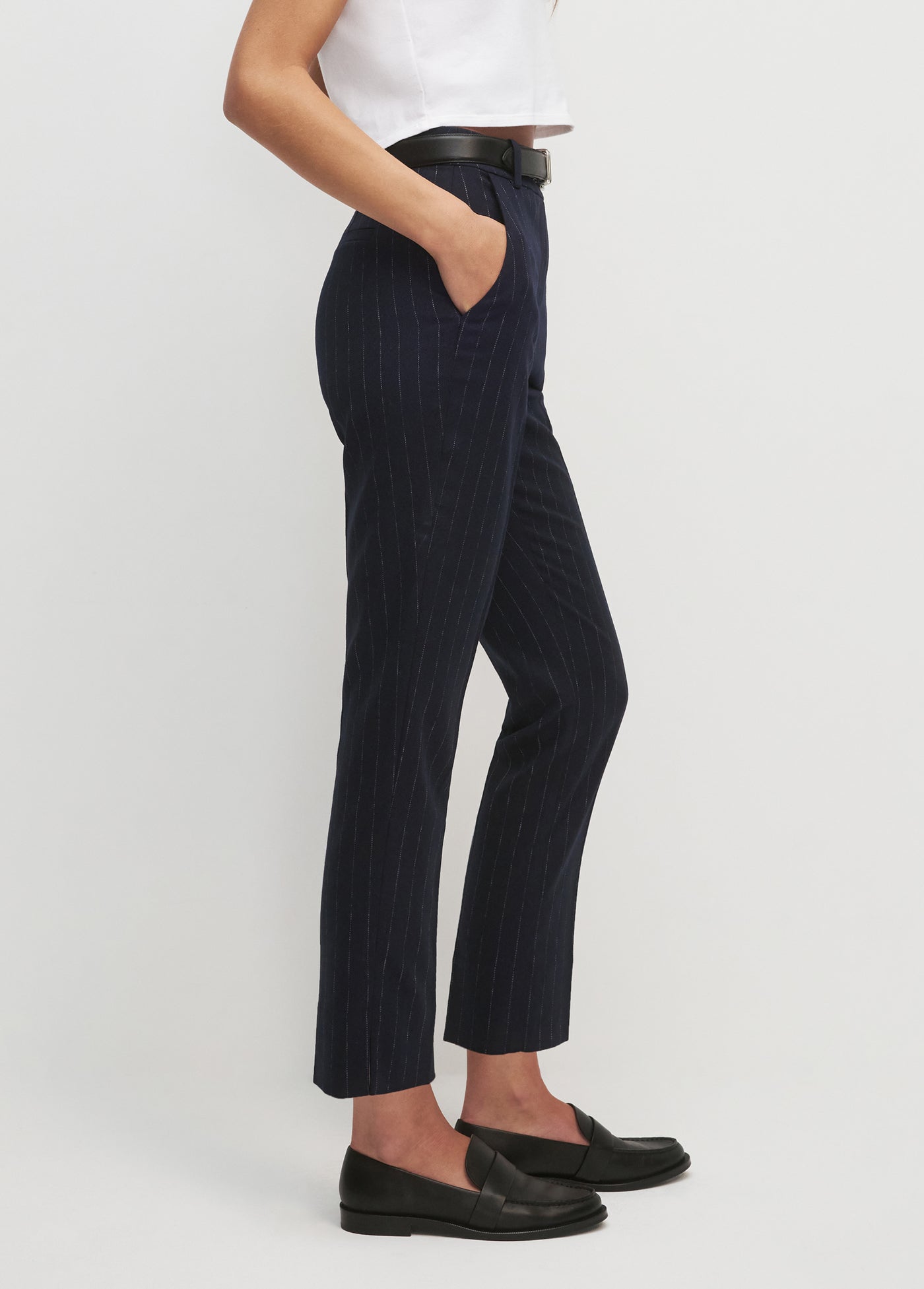 THE PETITE FAVORITE CIGARETTE PANT