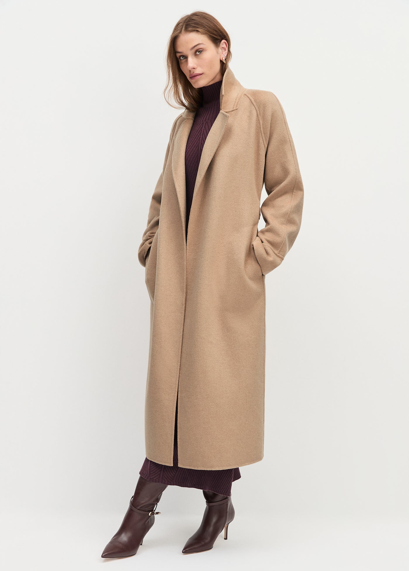 THE PAOLA COAT