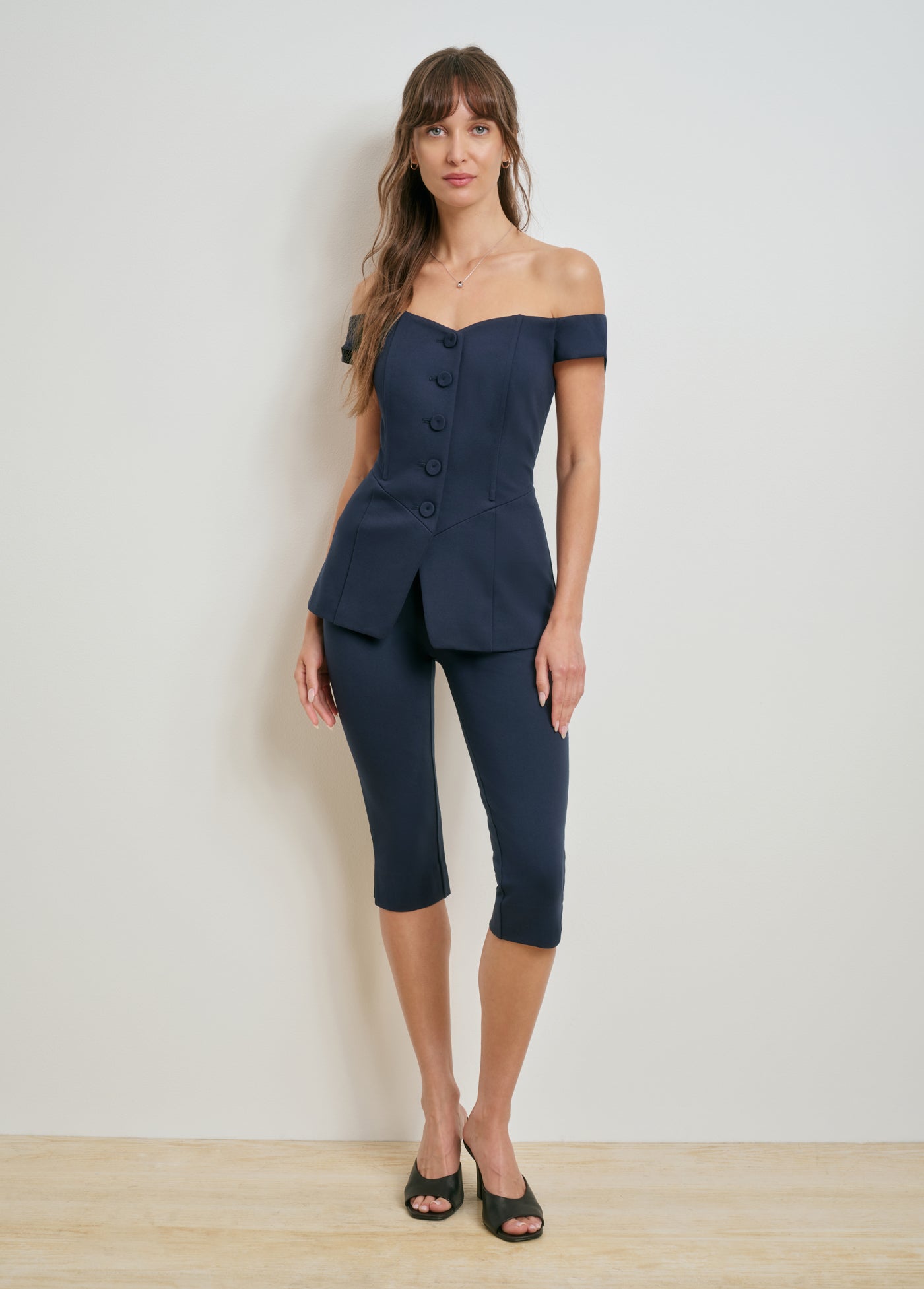 THE CARRIE CAPRI