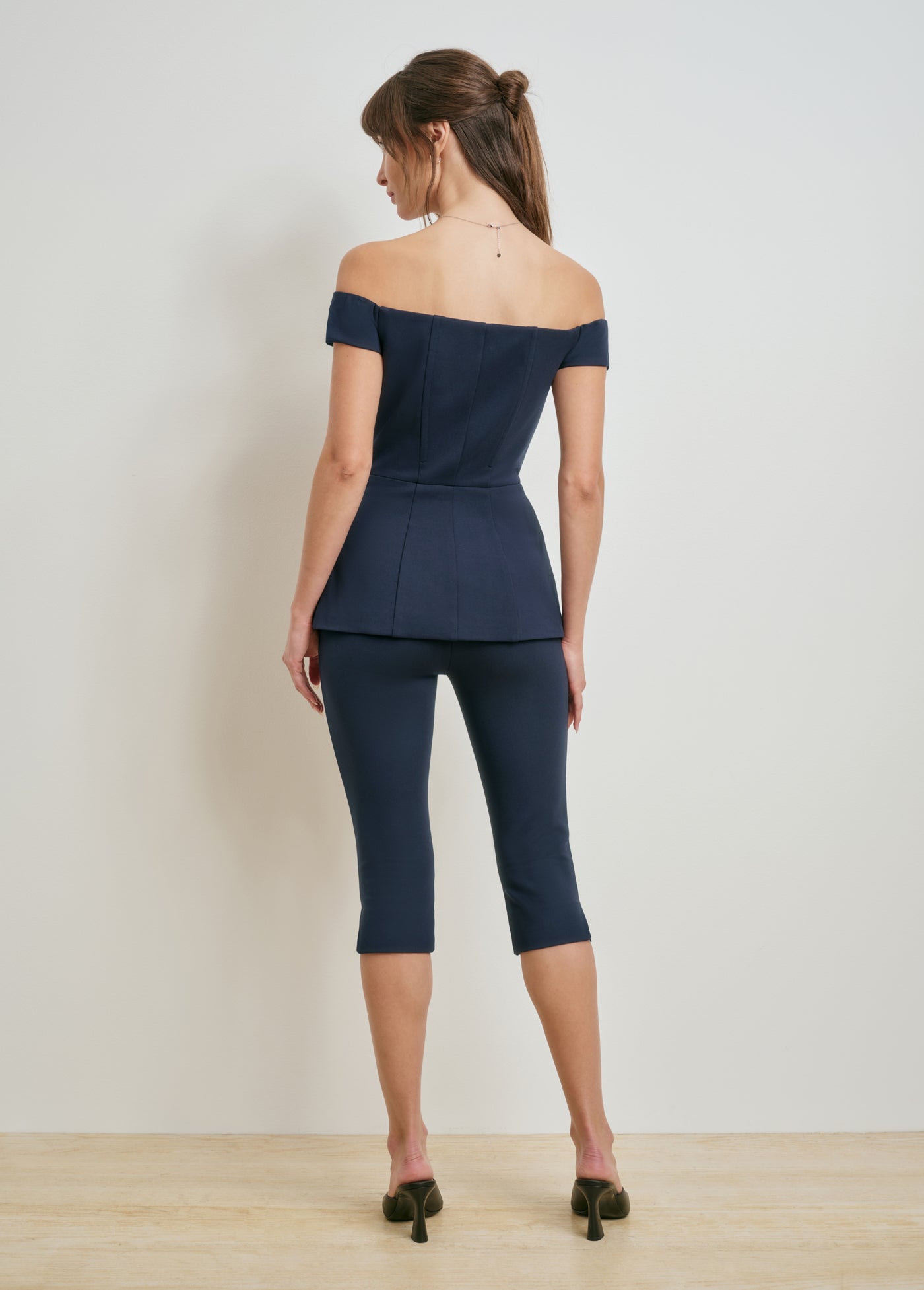 THE CARRIE CAPRI