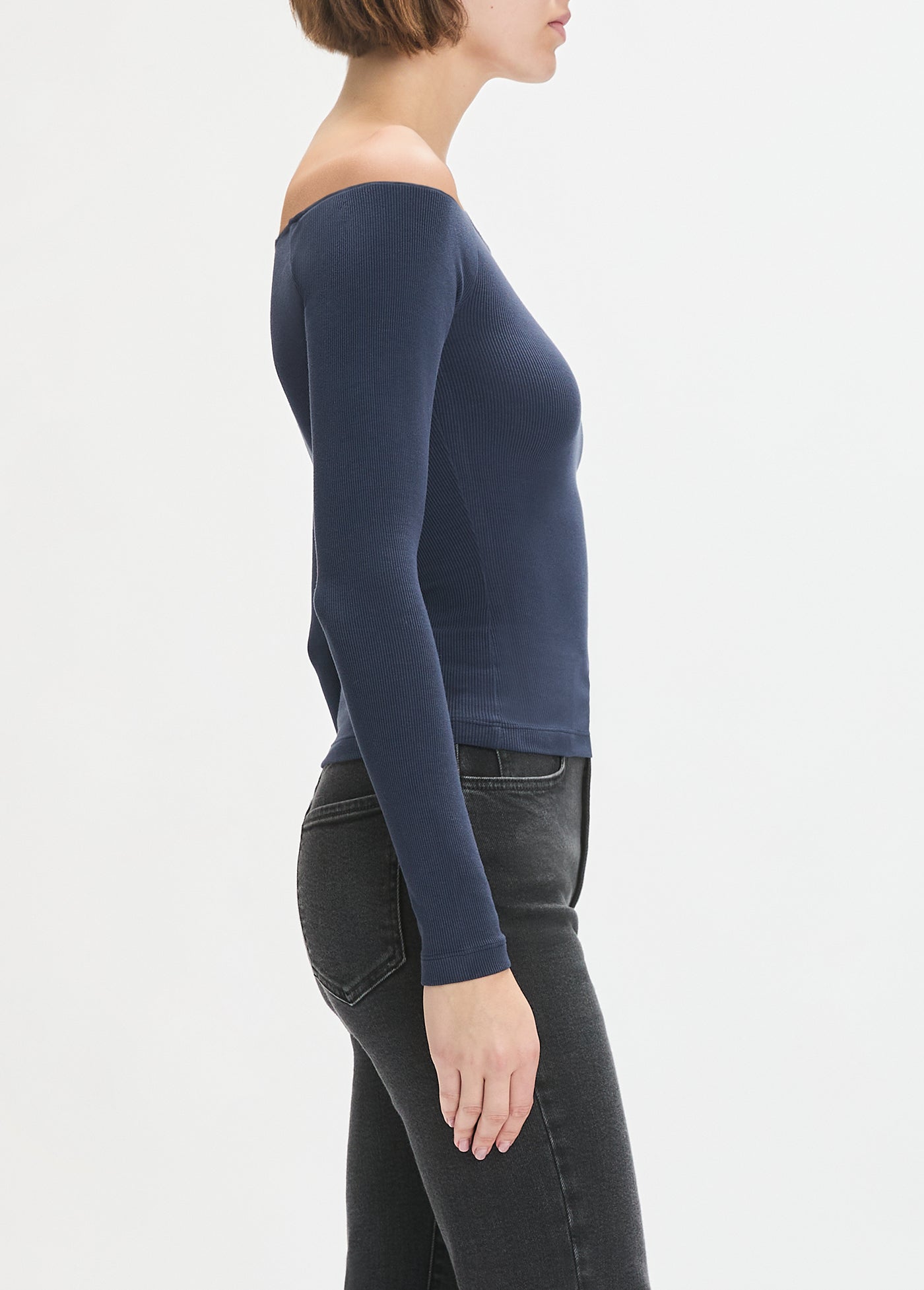 THE SARA TOP