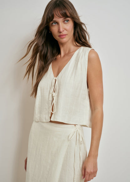 THE INVISIBLE STRING TOP