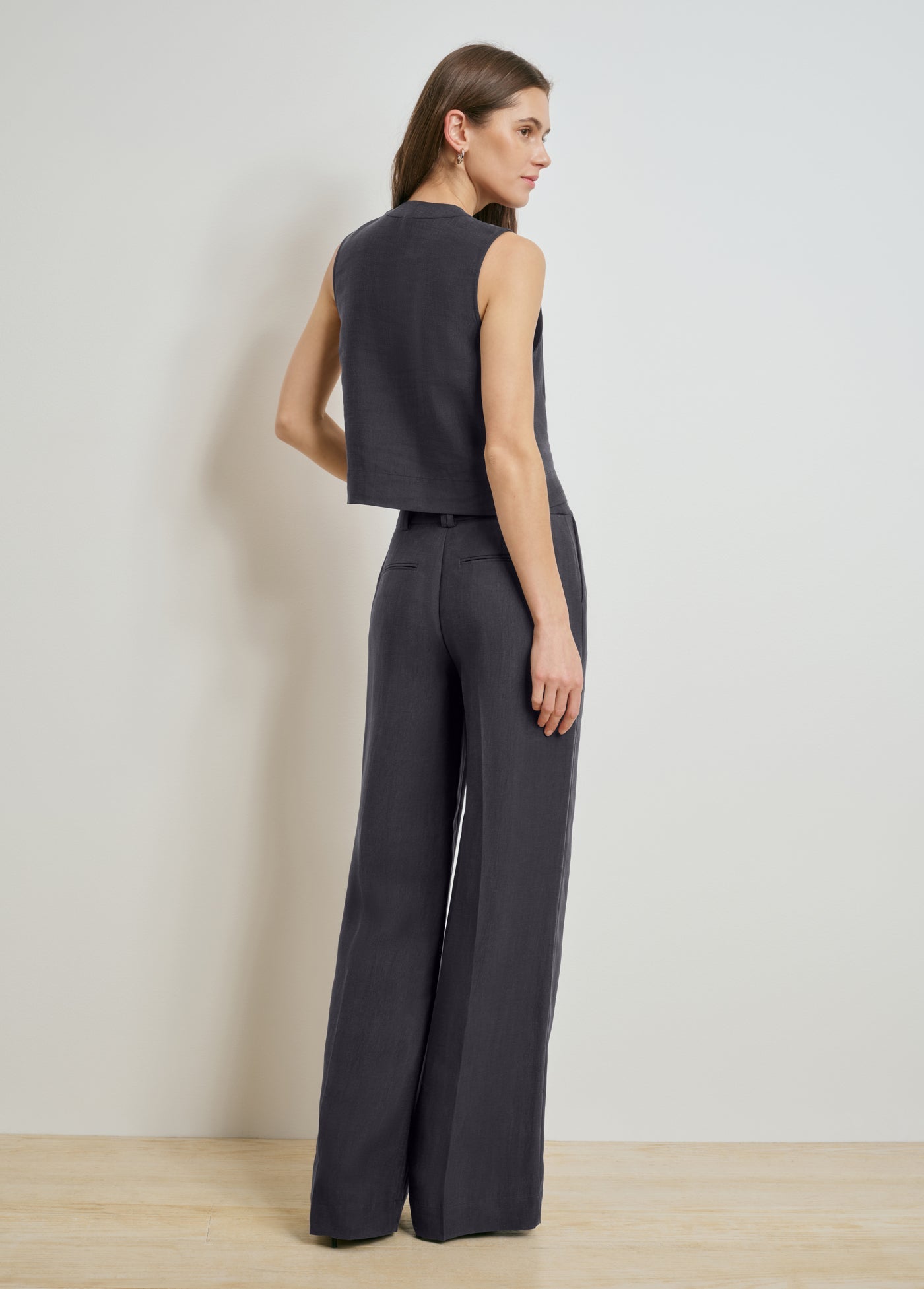 THE FINE LINE PANT