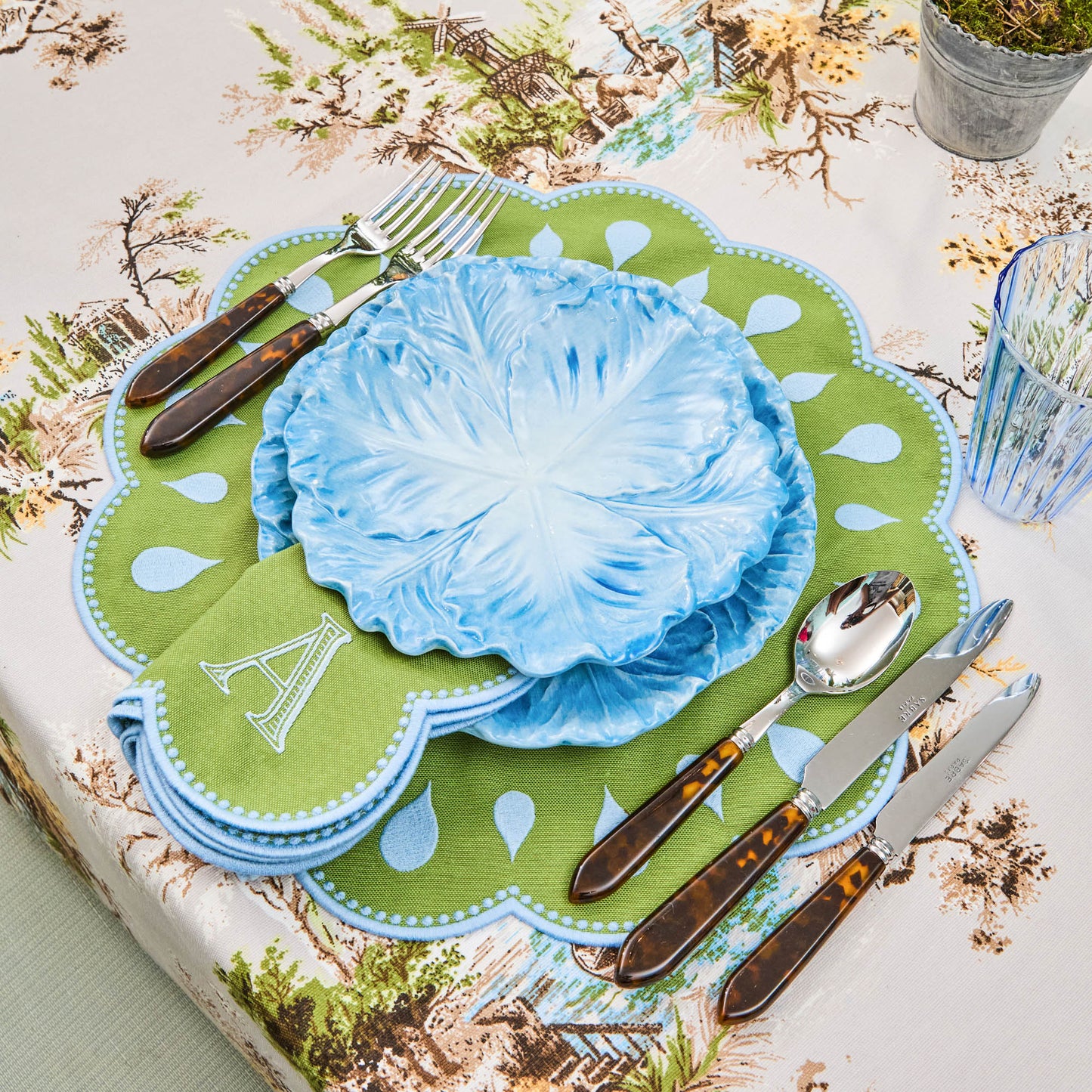 Blue Serena Cabbage Starter Plates (Set of 4)