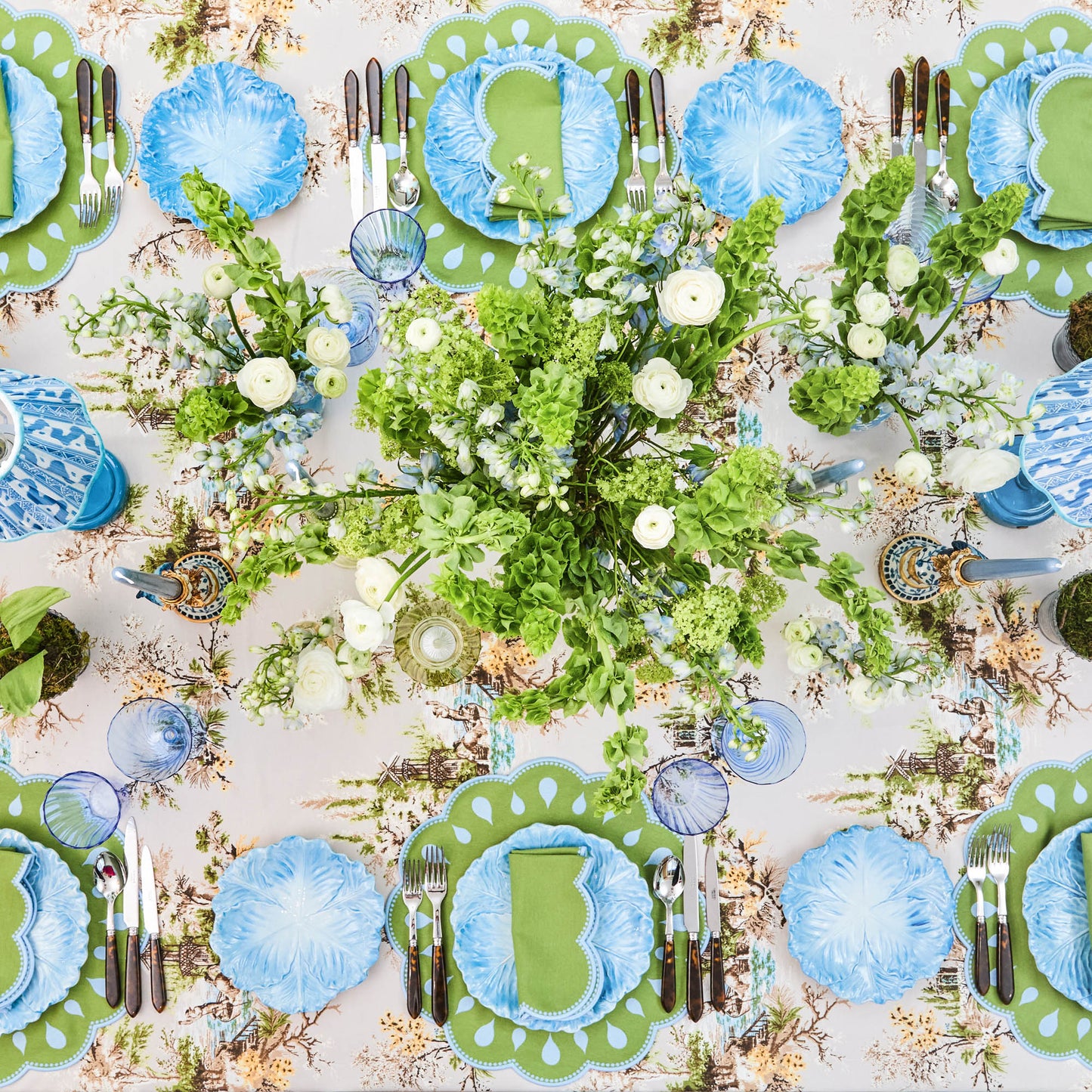 Blue Serena Cabbage Starter Plates (Set of 4)
