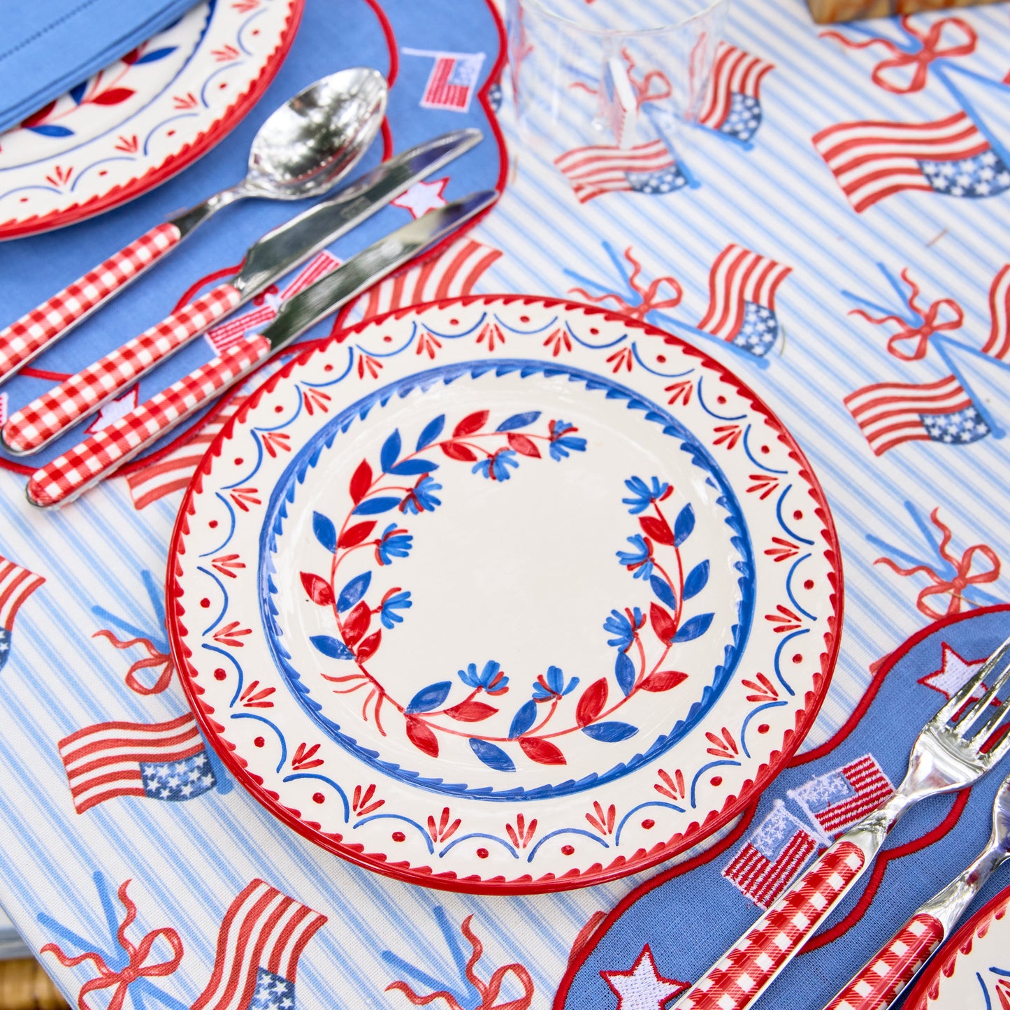 Blue & Red Josephine Starter Plate (Set of 4)