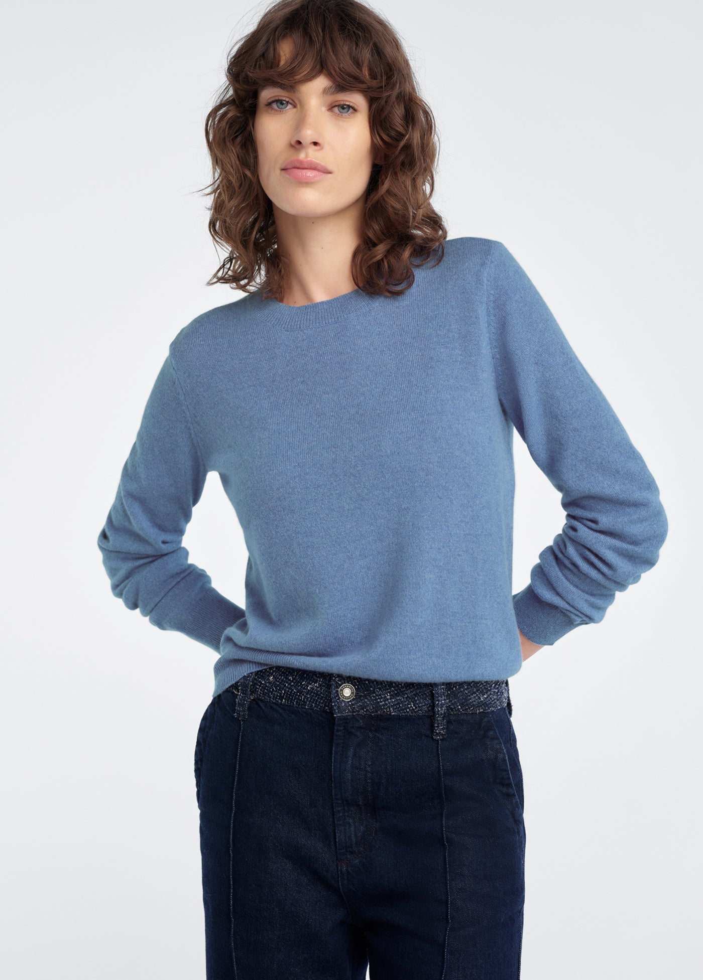 THE FAVORITE CASHMERE CREW