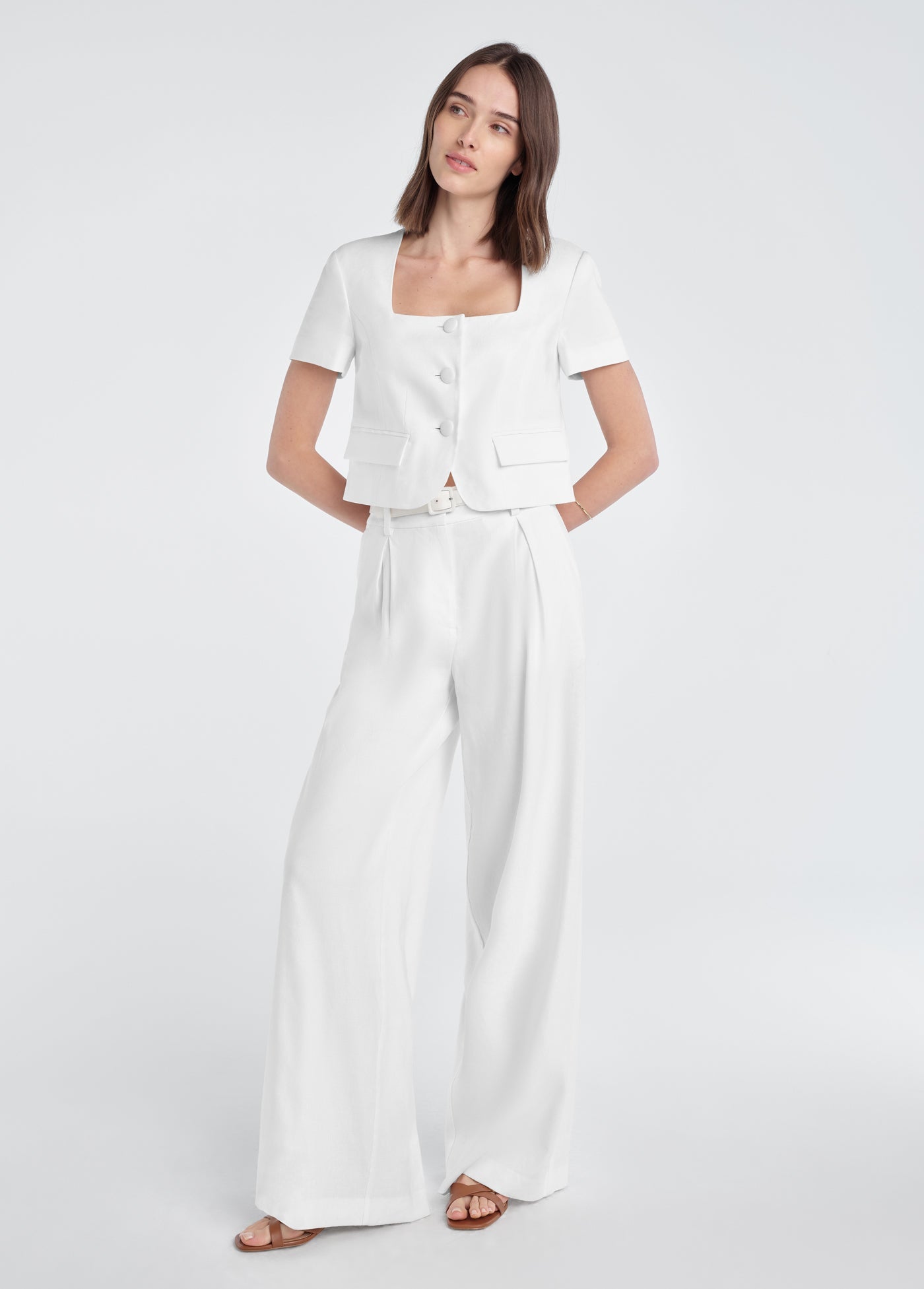 THE MAYFAIR LINEN TOP