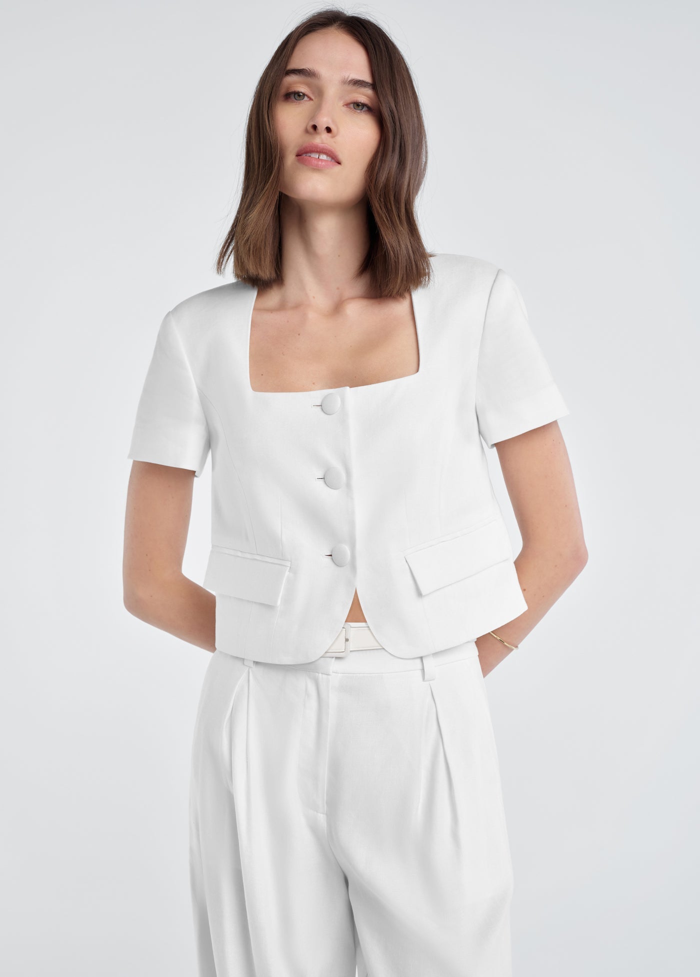 THE MAYFAIR LINEN TOP
