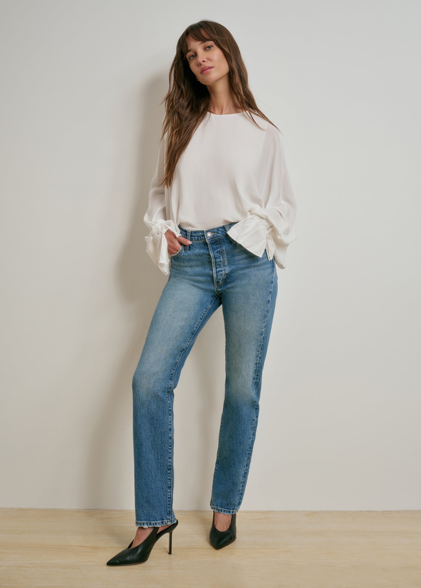 THE JEN MID RISE SLIM STRAIGHT