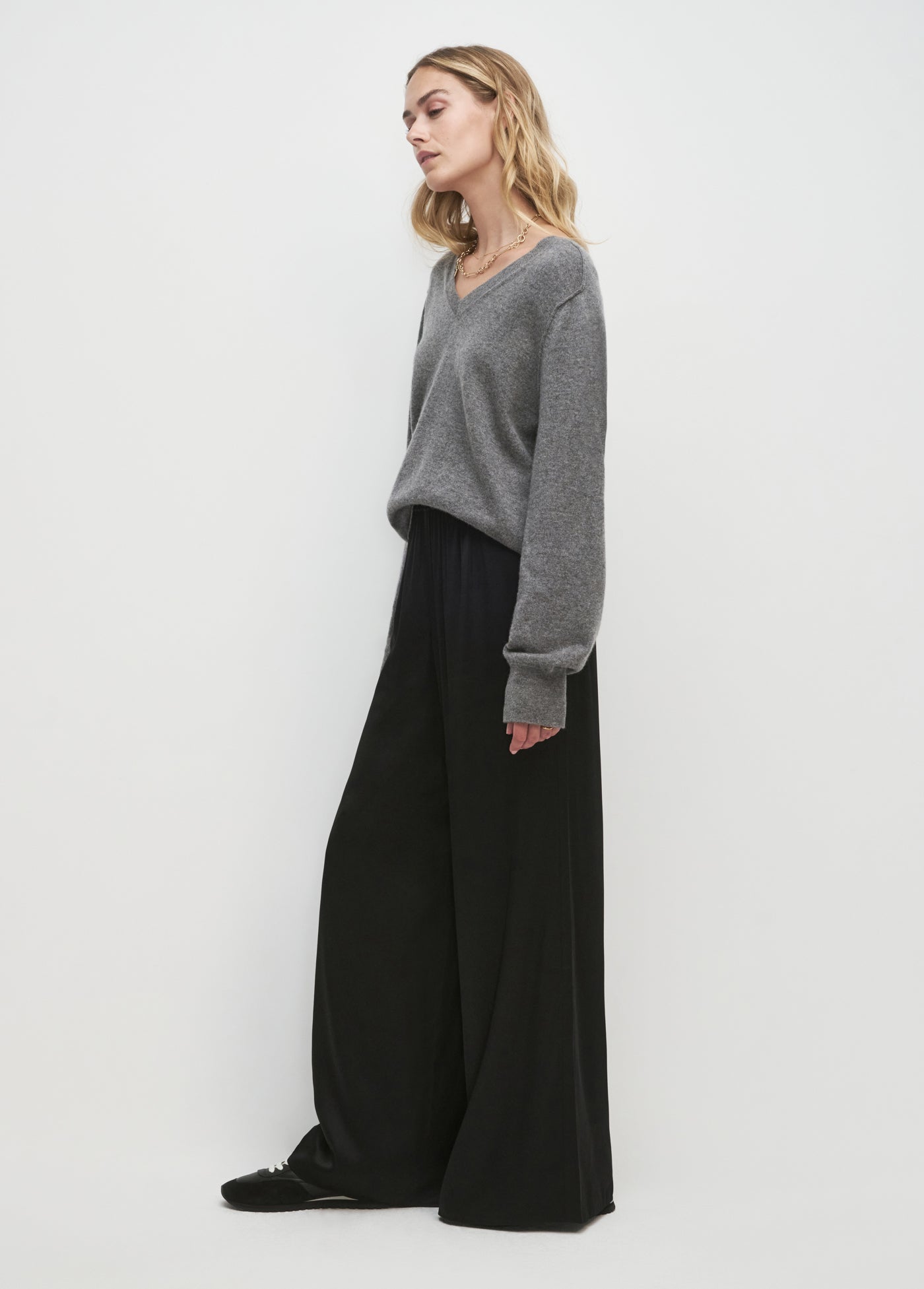 THE RYANN SWEATER