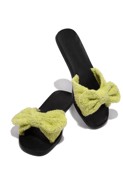Beach Paradise Slip On Sandals - Green