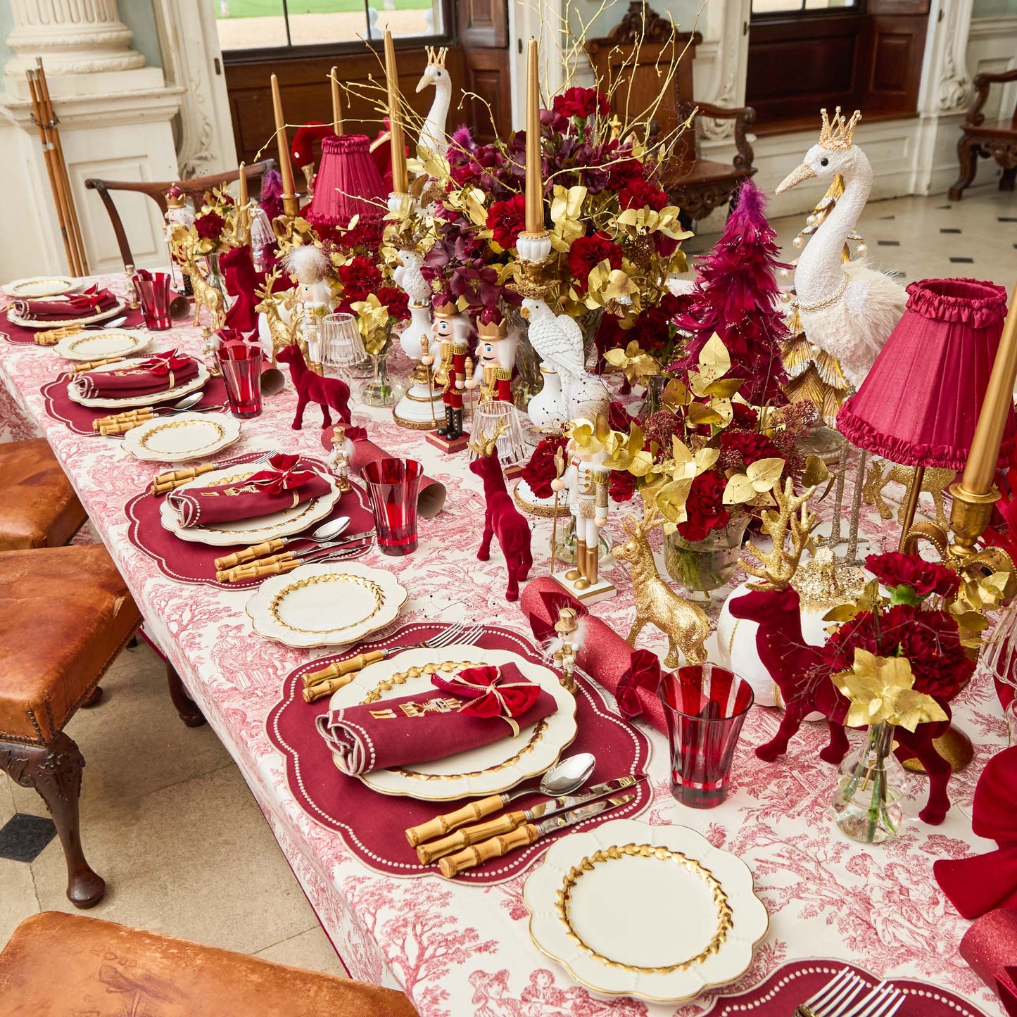 Gold Laurel Dinner Plates (Set of 4)