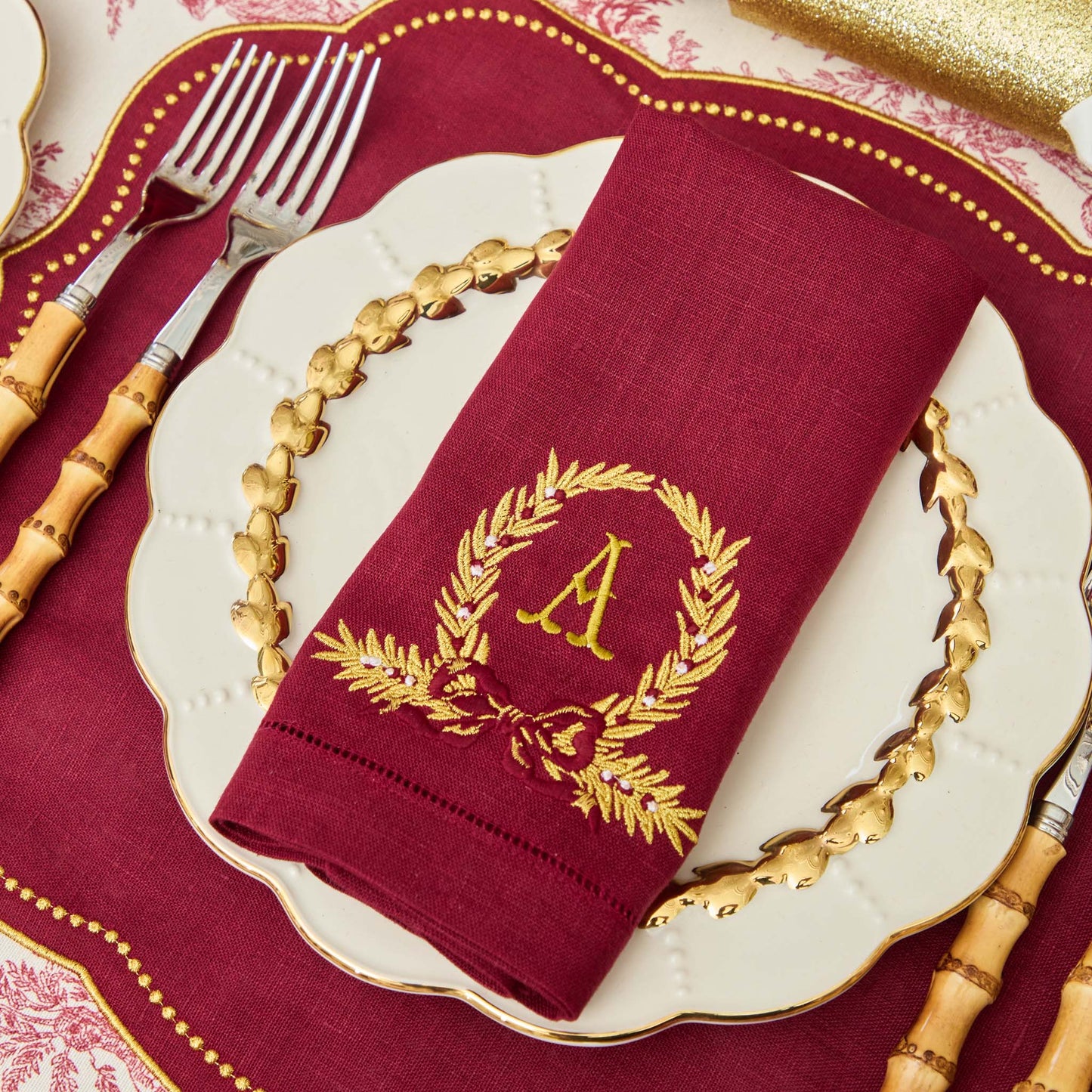 Burgundy Linen Placemats & Gold Bow Garland Napkins (Set of 4)
