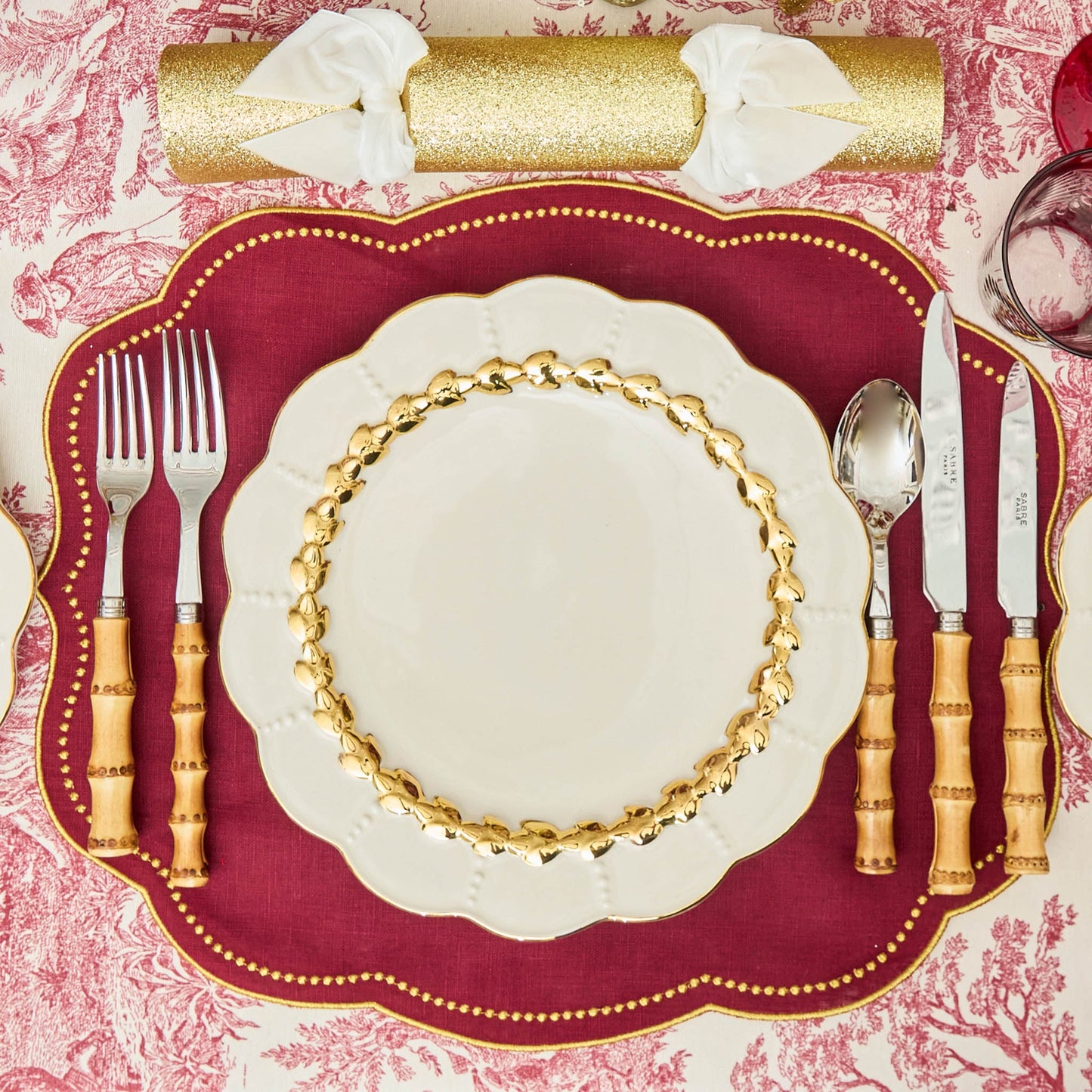 Gold Laurel Dinner Plates (Set of 4)