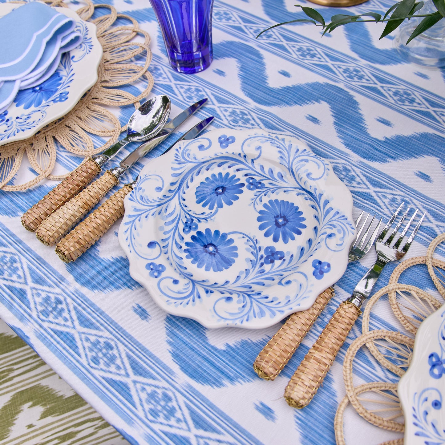 Blue Flowers Starter Plates (Set of 4)