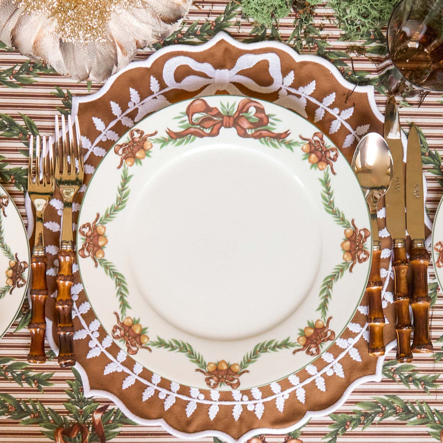 Acorn Garland Dinner Plate (Set of 4)