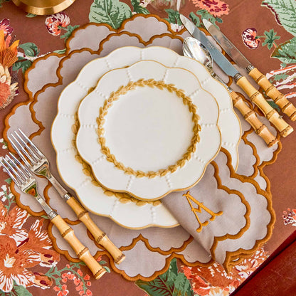 Putty Laurel Dinner & Starter Plates (Set of 8)