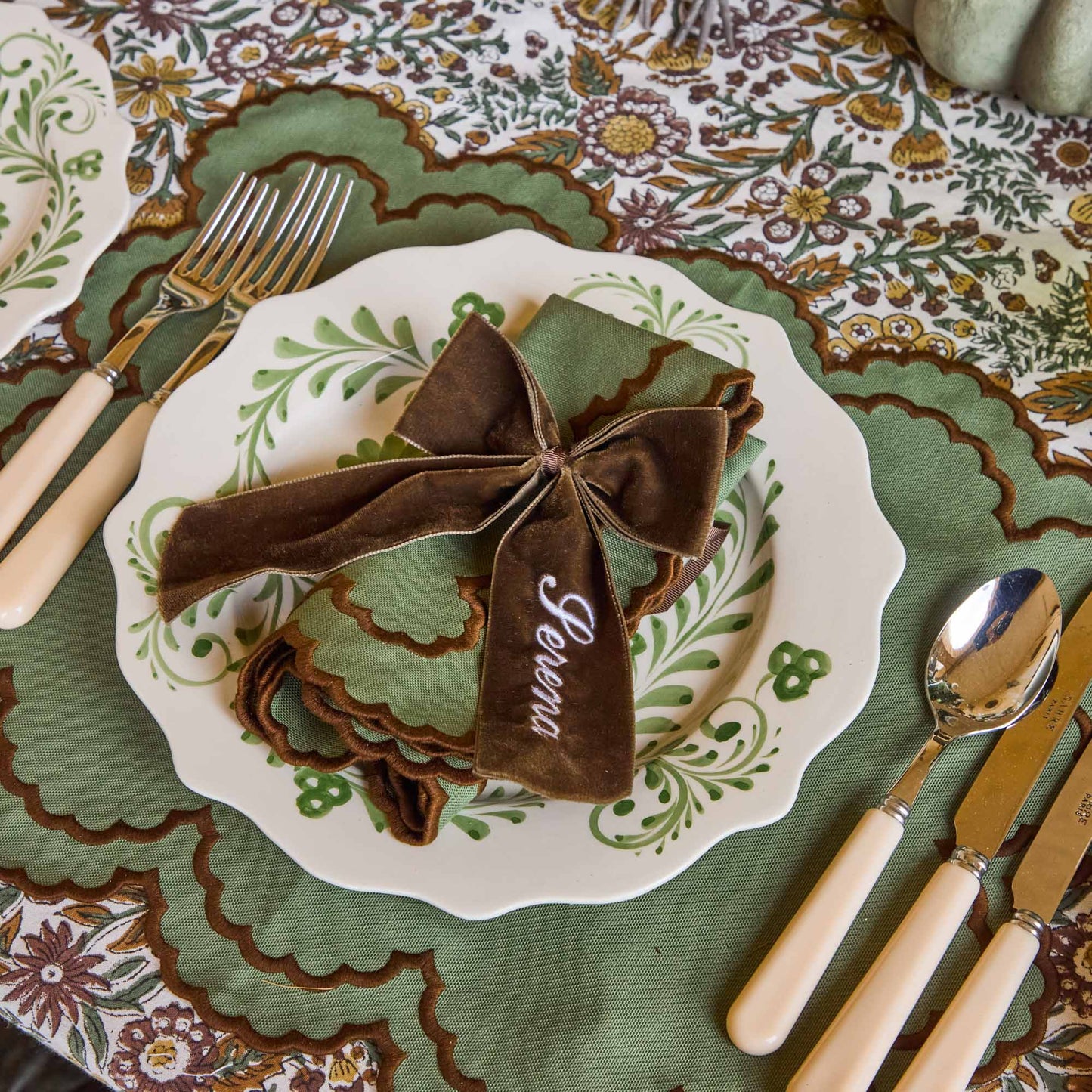 Chocolate Personalisable Bow