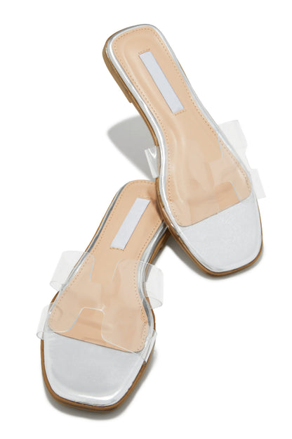 Caicos Resort Slip On Sandals - Clear