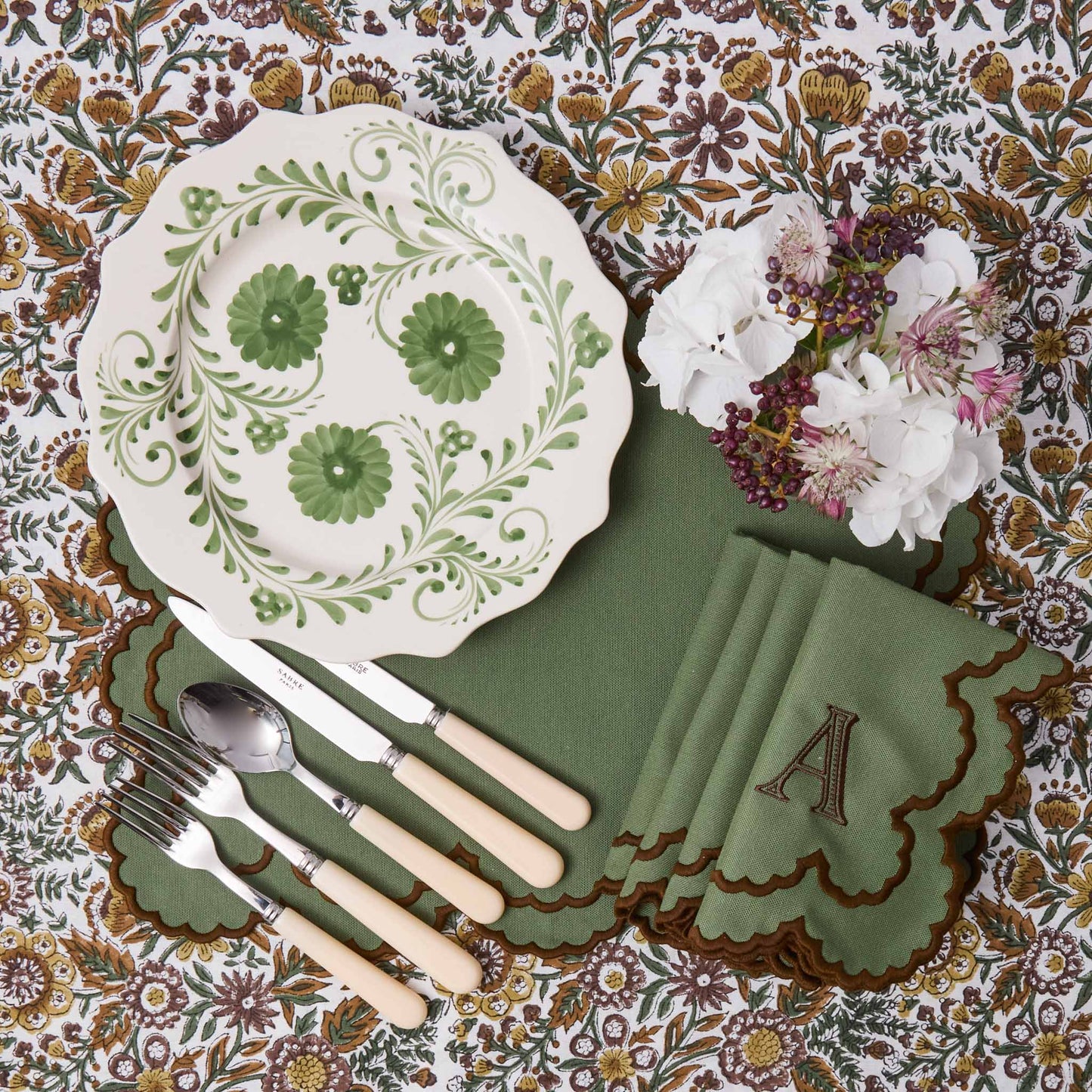 Evergreen Flowers Dinner Plate